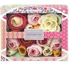 VINTAGE SOAP FLOWERS GIFTSET